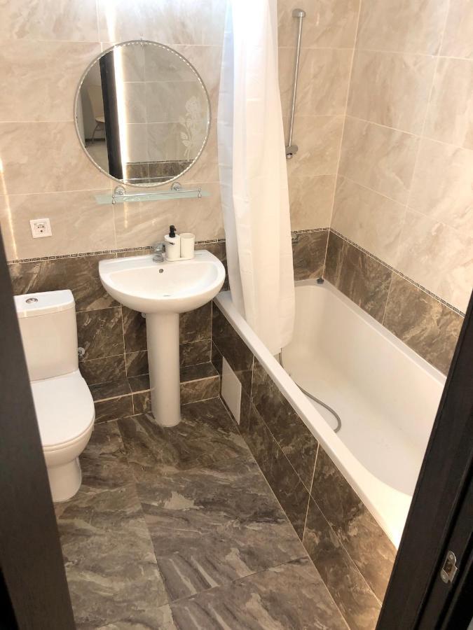 Appartement Жд Вокзал Пр Победы 67-В Метро Нивки Парк Шулявка à Kiev Extérieur photo